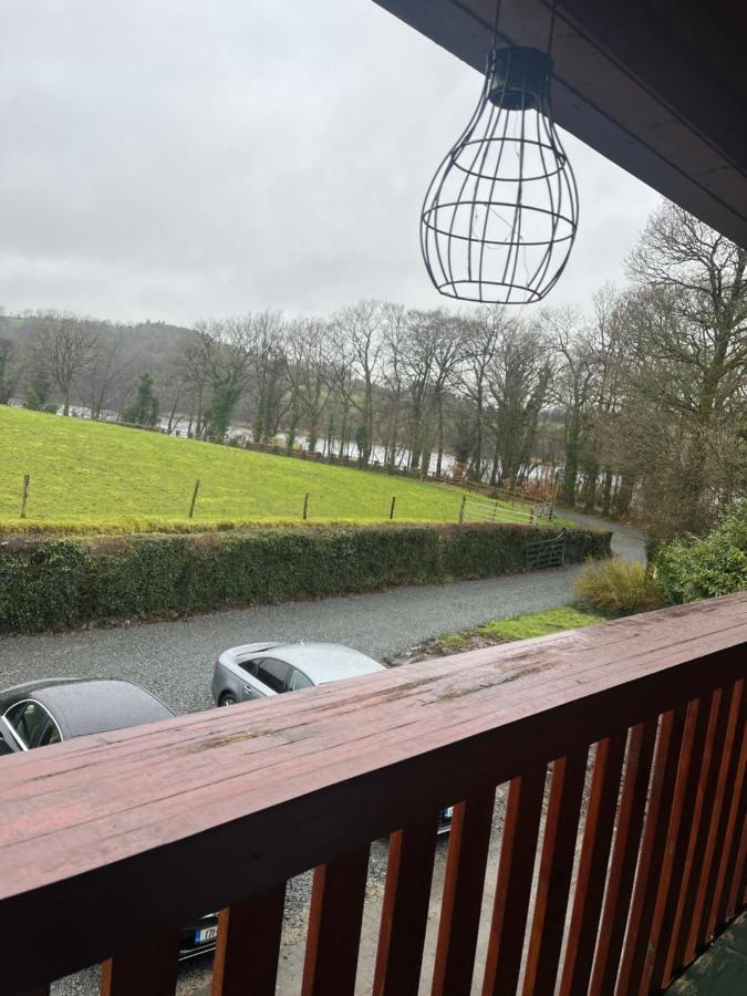 Chalet Large Newly Refurbished Lakeside With Optional Private Hot Tub